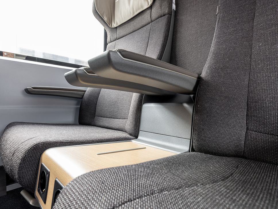 Neues ICE Innendesign - 1. Klasse im ICE 3neo